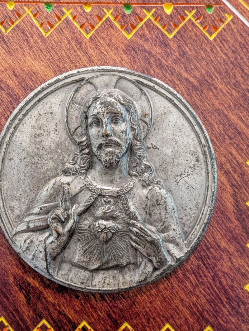 Sacred Heart of Jesus Wall Plaque - Image 2